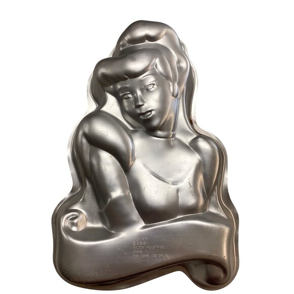 Disney Wilton Cinderella Cake Pan Mold - Picture 1 of 5